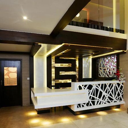 Moriz Inn Mysore Buitenkant foto
