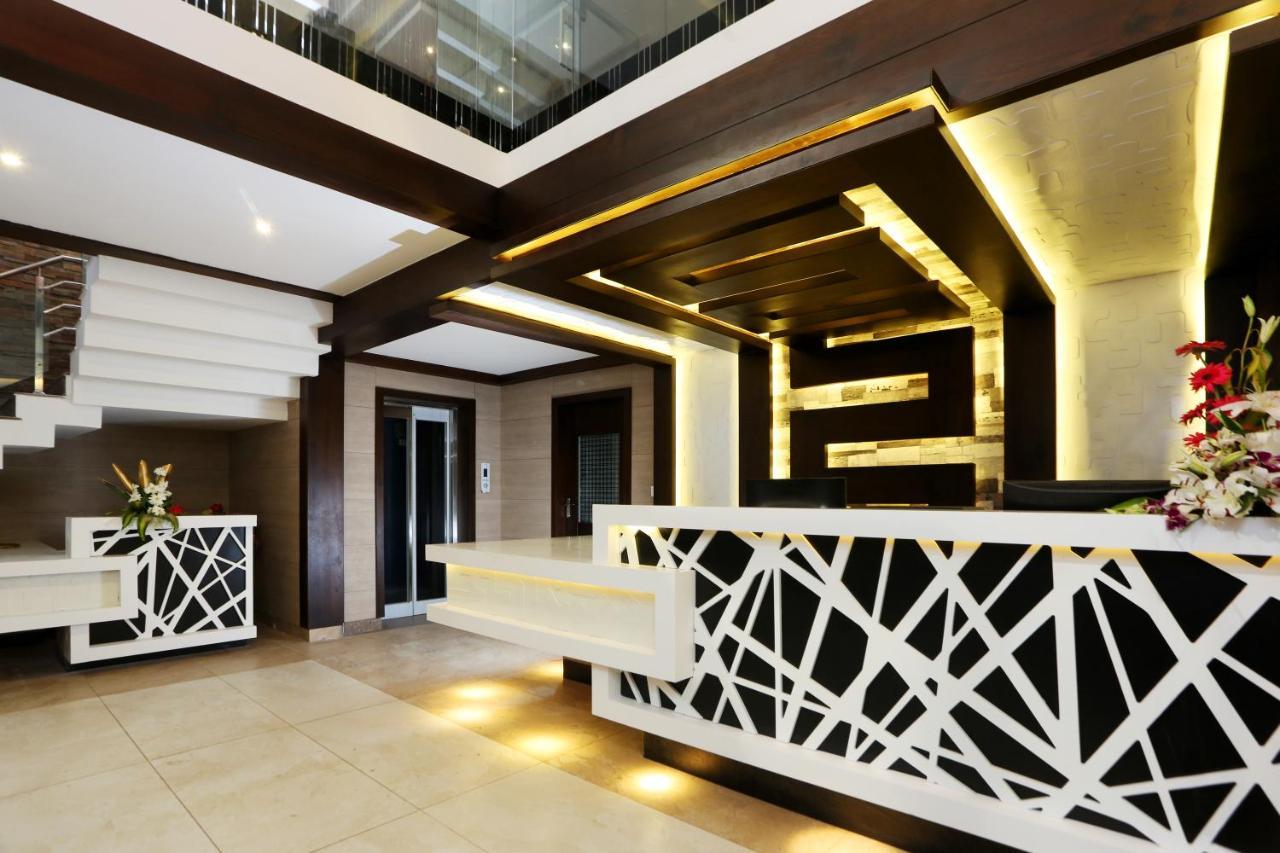 Moriz Inn Mysore Buitenkant foto