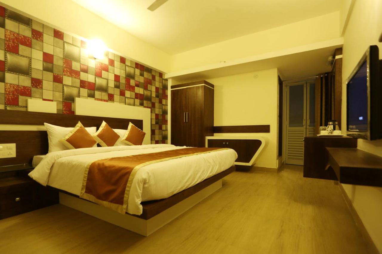 Moriz Inn Mysore Buitenkant foto