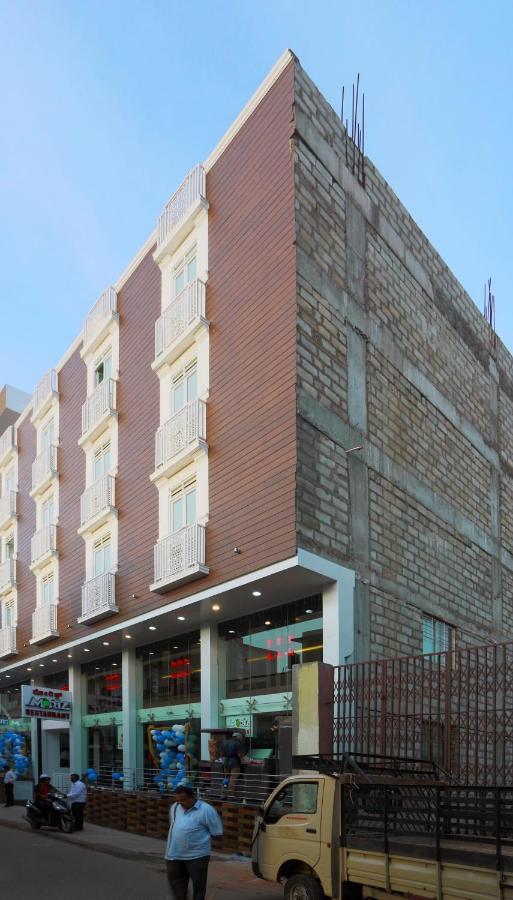 Moriz Inn Mysore Buitenkant foto