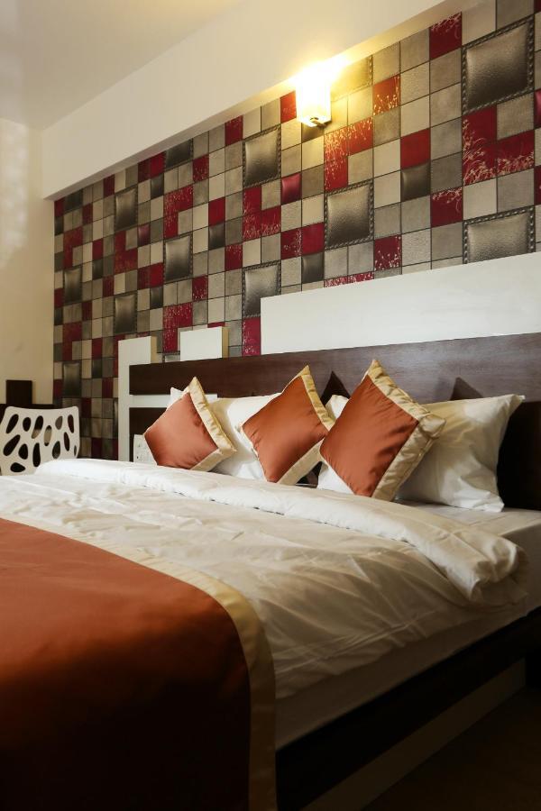 Moriz Inn Mysore Buitenkant foto